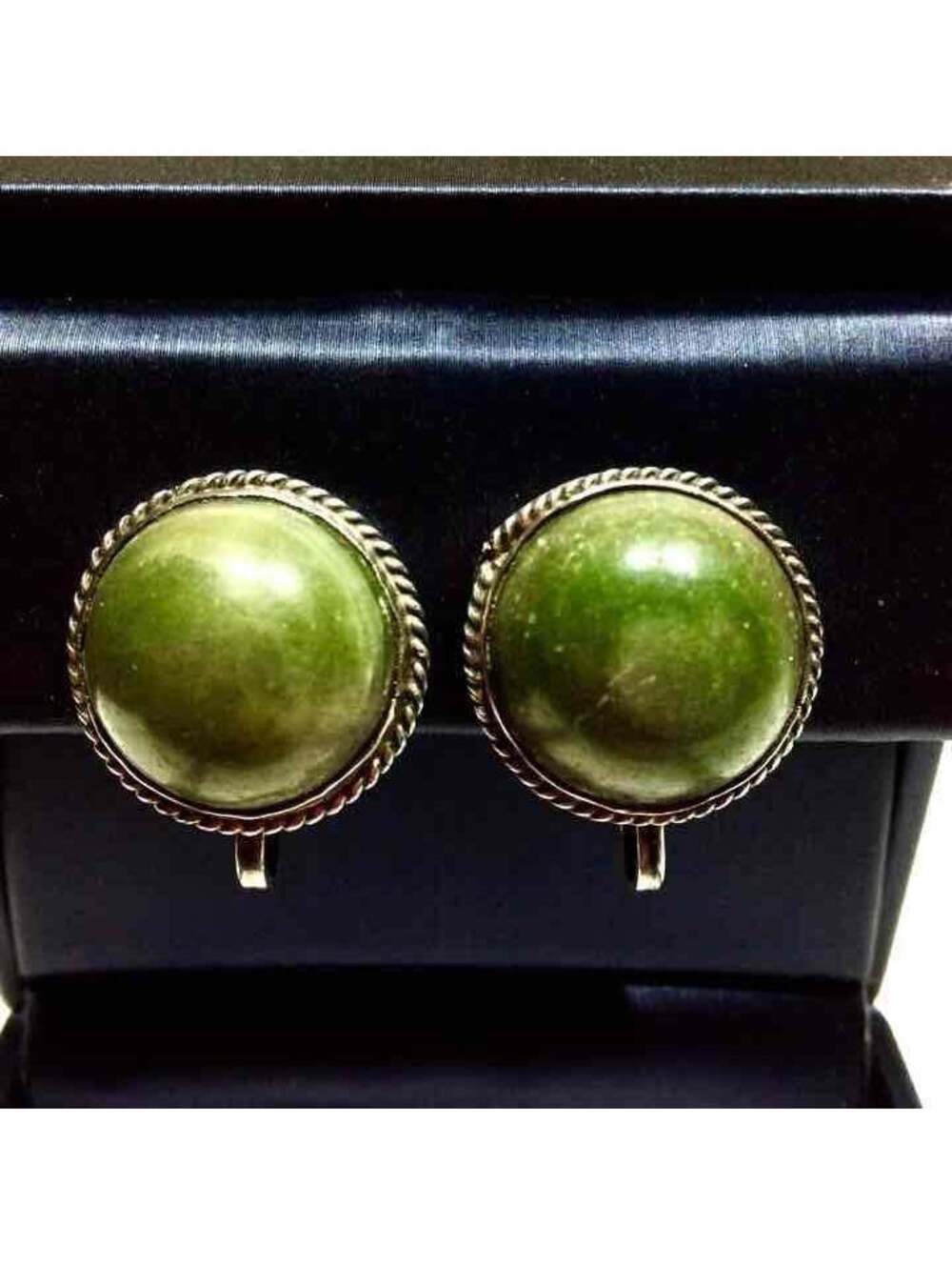 MEXICO MALACHITE & STERLING SILVER VINTAGE CLIP EARRINGS